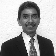 Lic. Juvenal Guzmán Ramírez Administrador de Gestión de Servicios y Trámites con Medios Electrónicos en el SAT